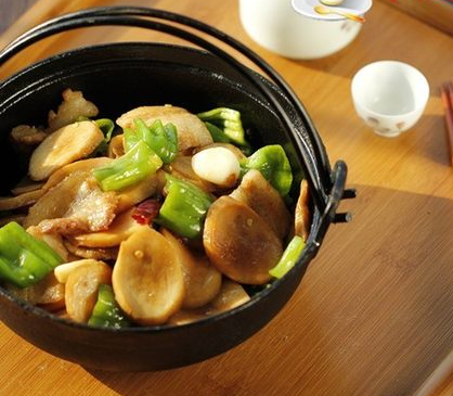 比肉好吃的素菜，幹鍋杏鮑菇，健康美味的家常素菜菜譜
