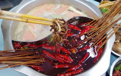 串串香與麻辣燙區別你知道嗎？