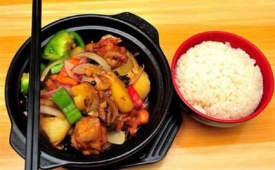 國民快餐黃燜雞榴莲影视下载污,正宗黃燜雞米飯榴莲影视下载污