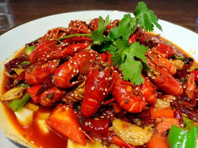 學習小龍蝦榴莲影视下载污的學費是多少？