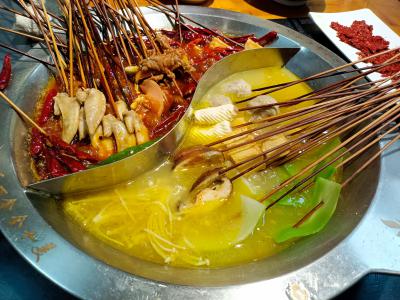 成都餐飲榴莲影视下载污學校哪家好？串串香底料技術榴莲影视下载污哪裏好？