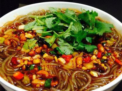 手工酸辣粉技術榴莲影视下载污學校哪家好？