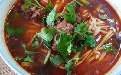 成都開麵館哪裏榴莲影视下载污好？ 麻辣牛肉麵技術榴莲影视下载污